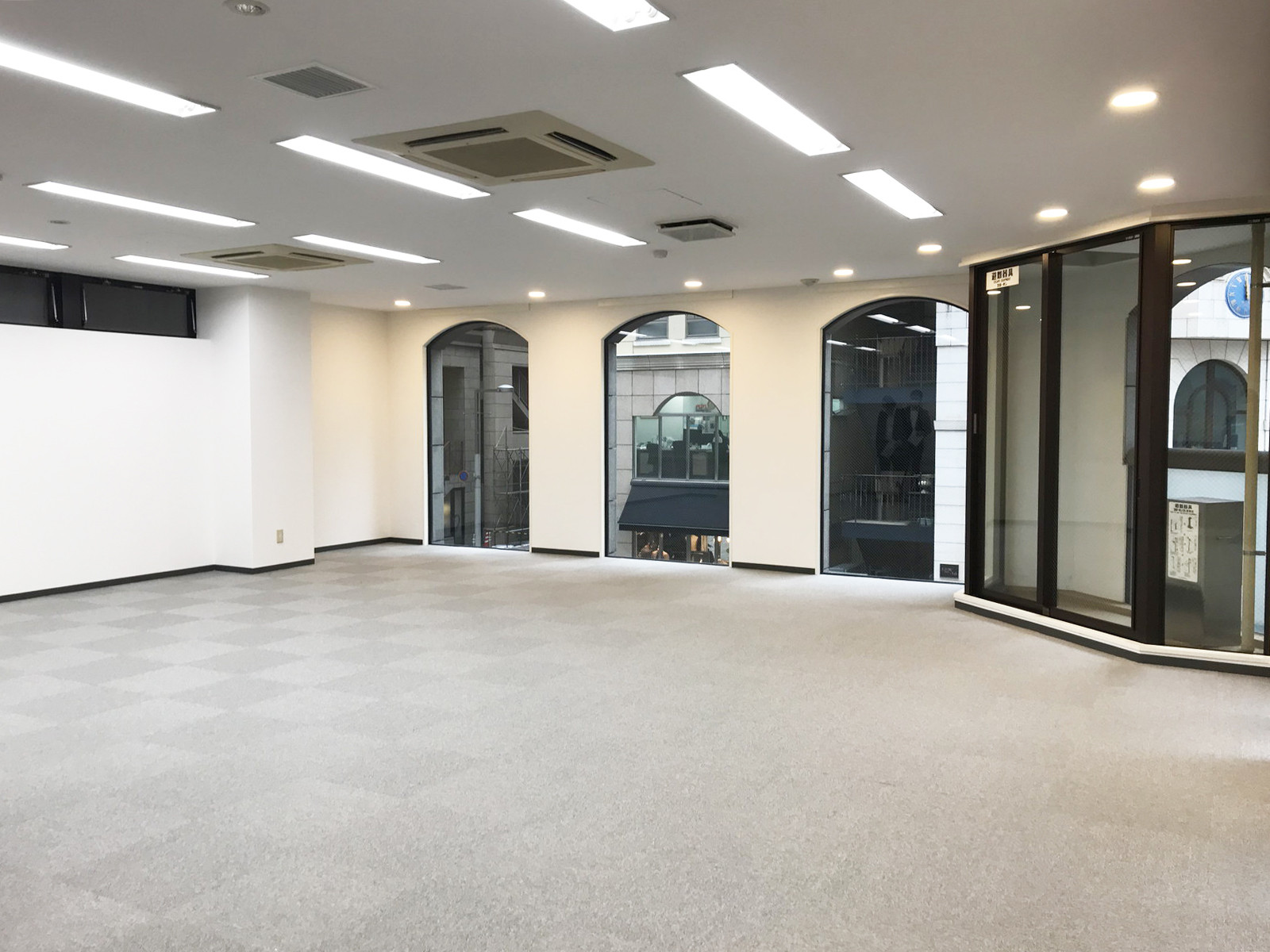 オフィス室内参考画像(2階・約26坪)