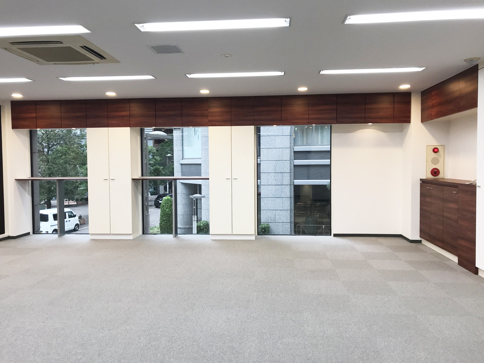 別角度の様子