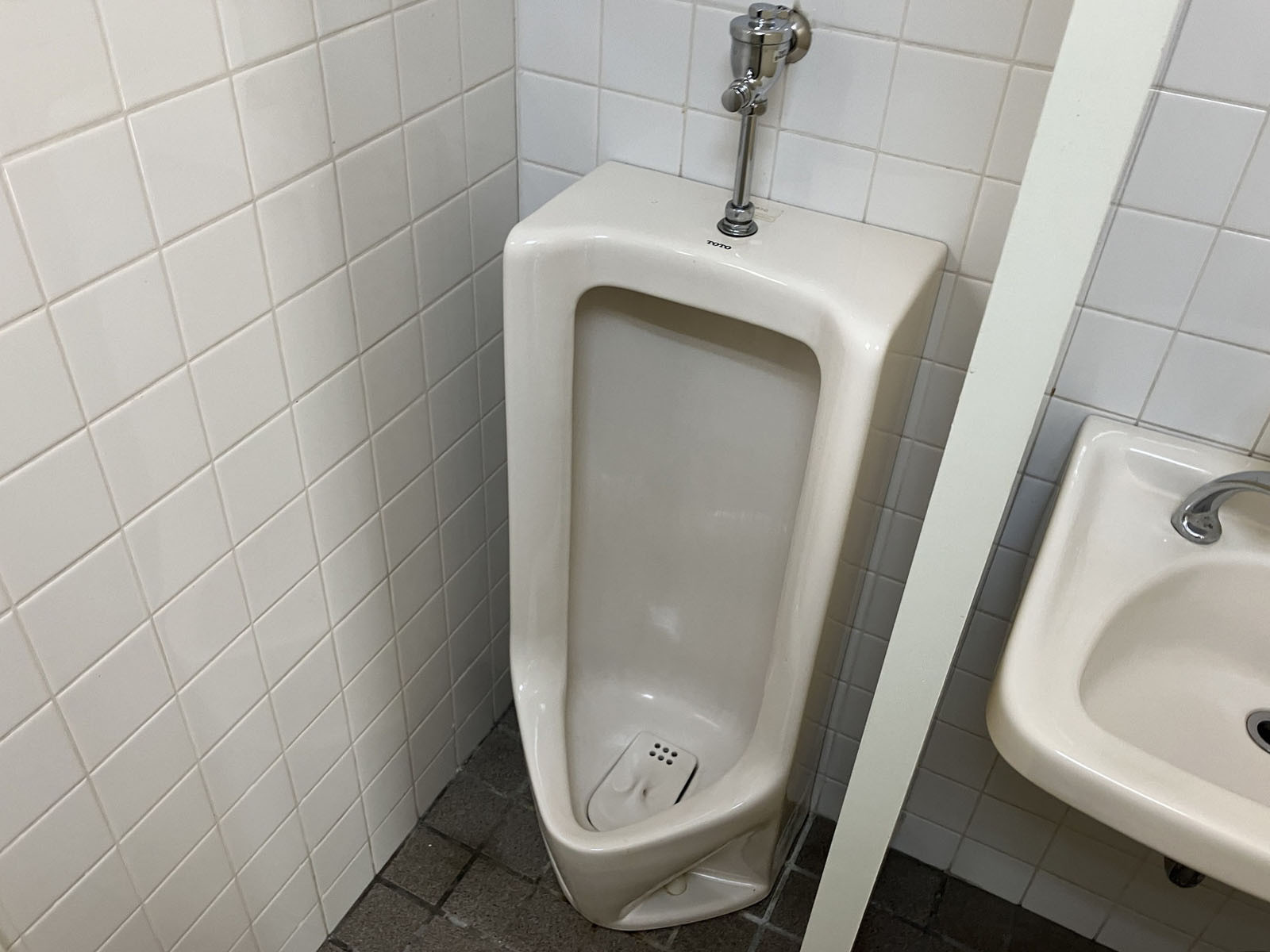 男性用トイレ