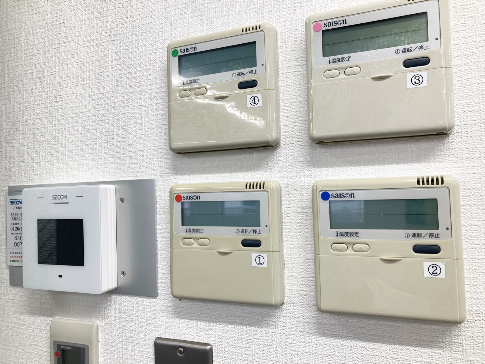 スイッチ類