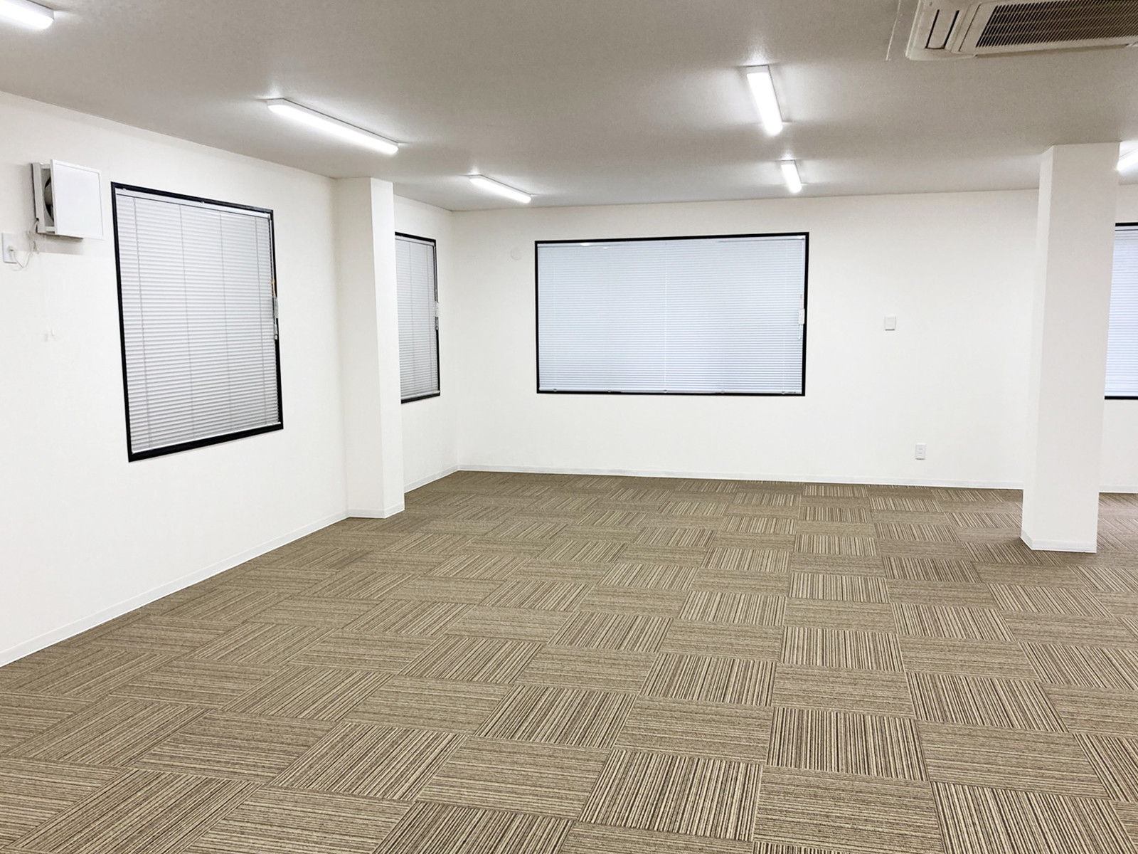 オフィス室内参考画像(2階・約33坪)