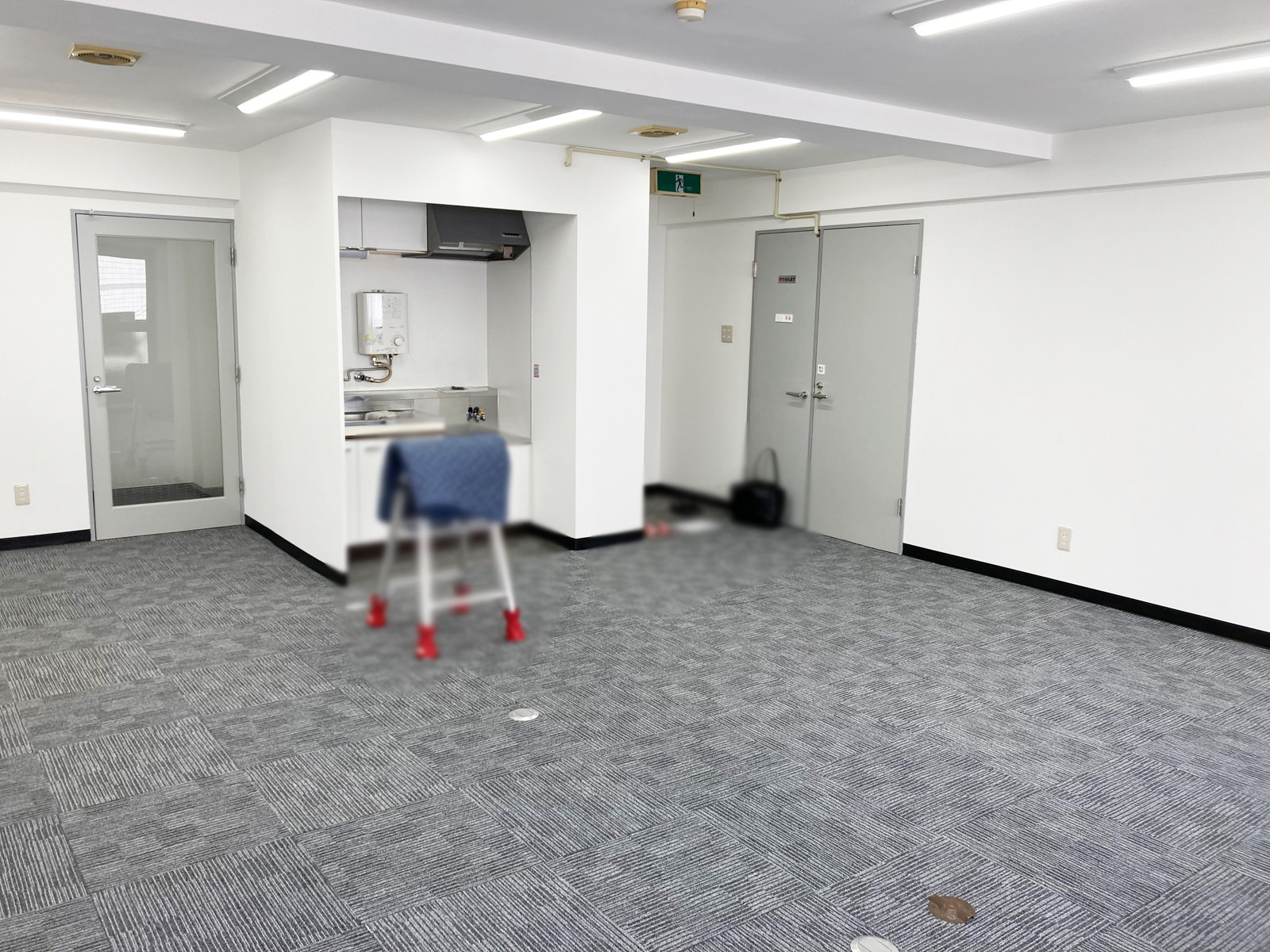 別角度の様子