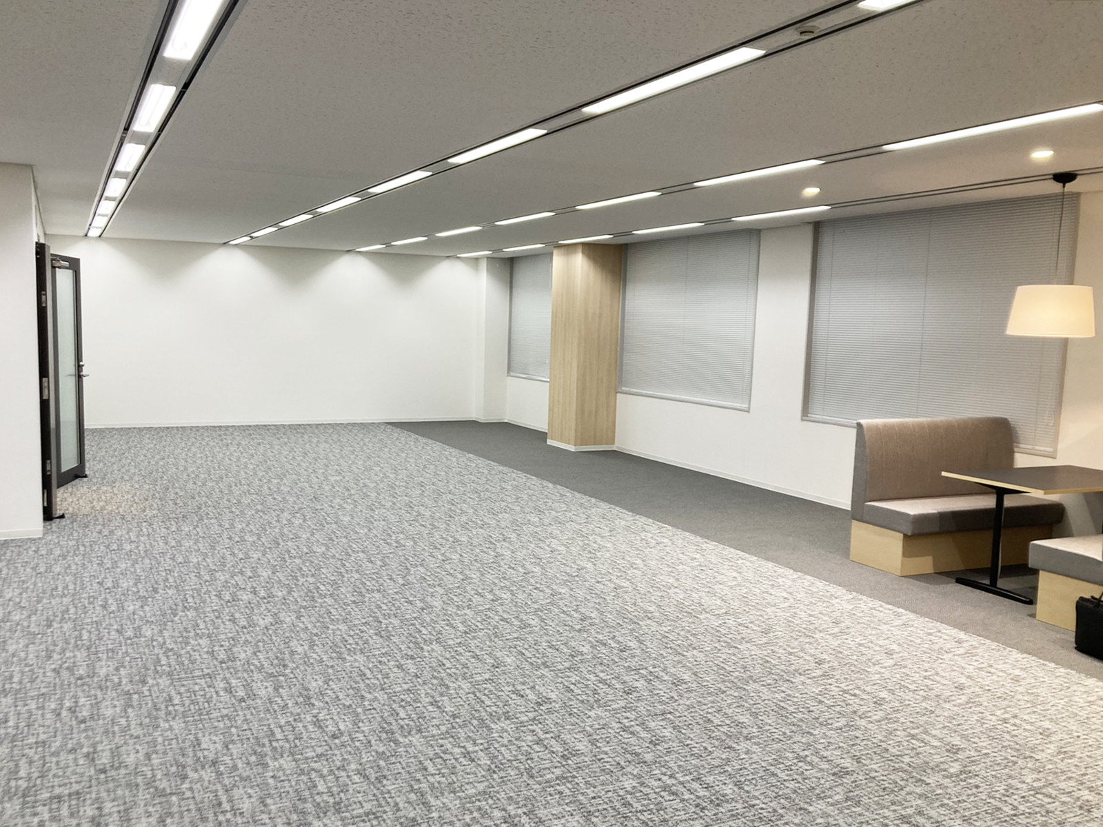 別角度の様子