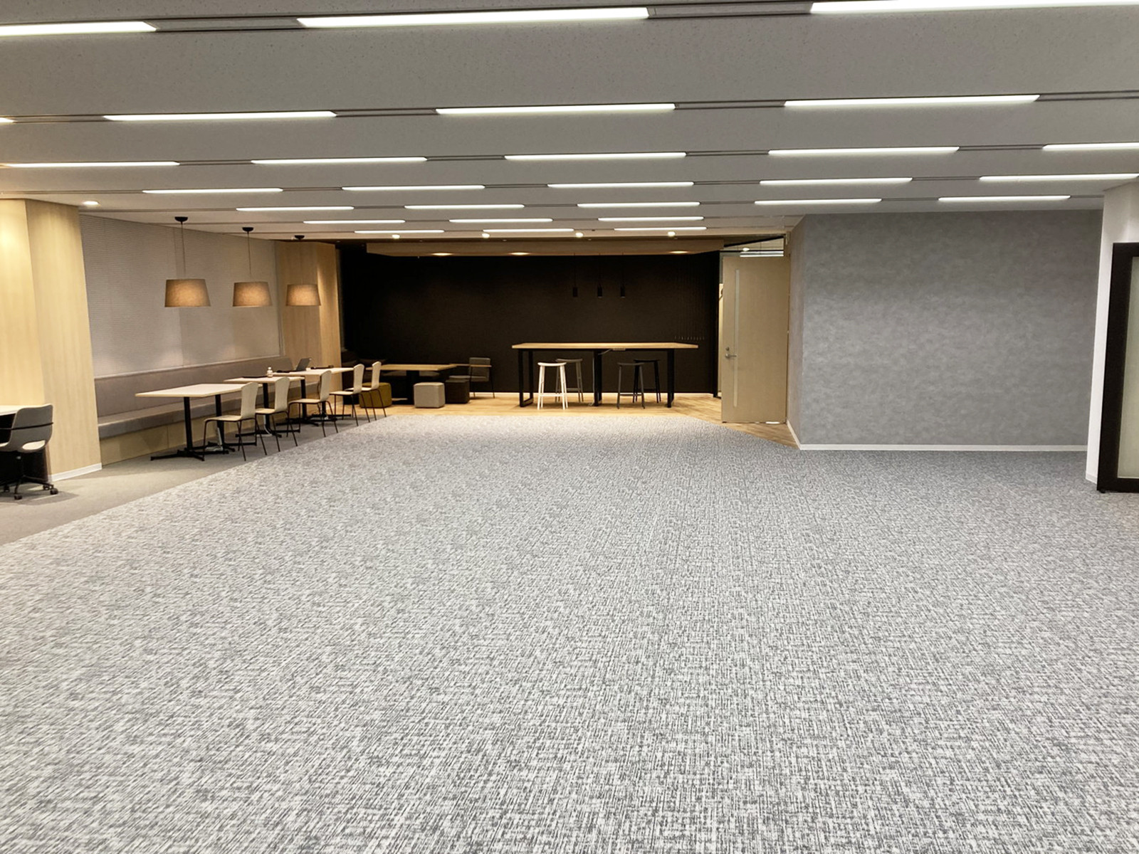 オフィス室内参考画像(2階・約113坪)