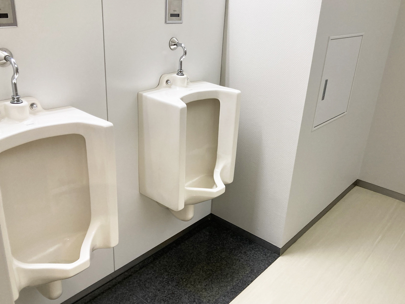 男性用トイレ