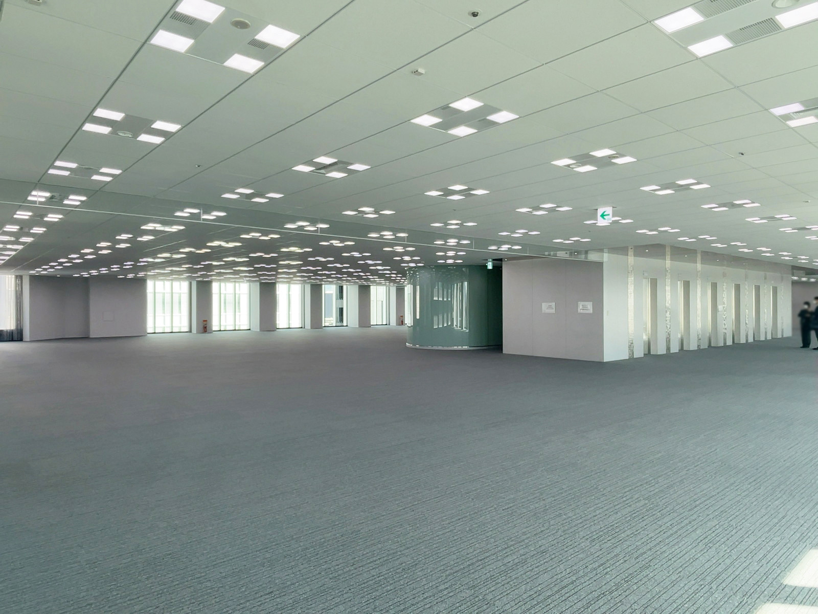 オフィス室内参考画像（10階・約426坪）