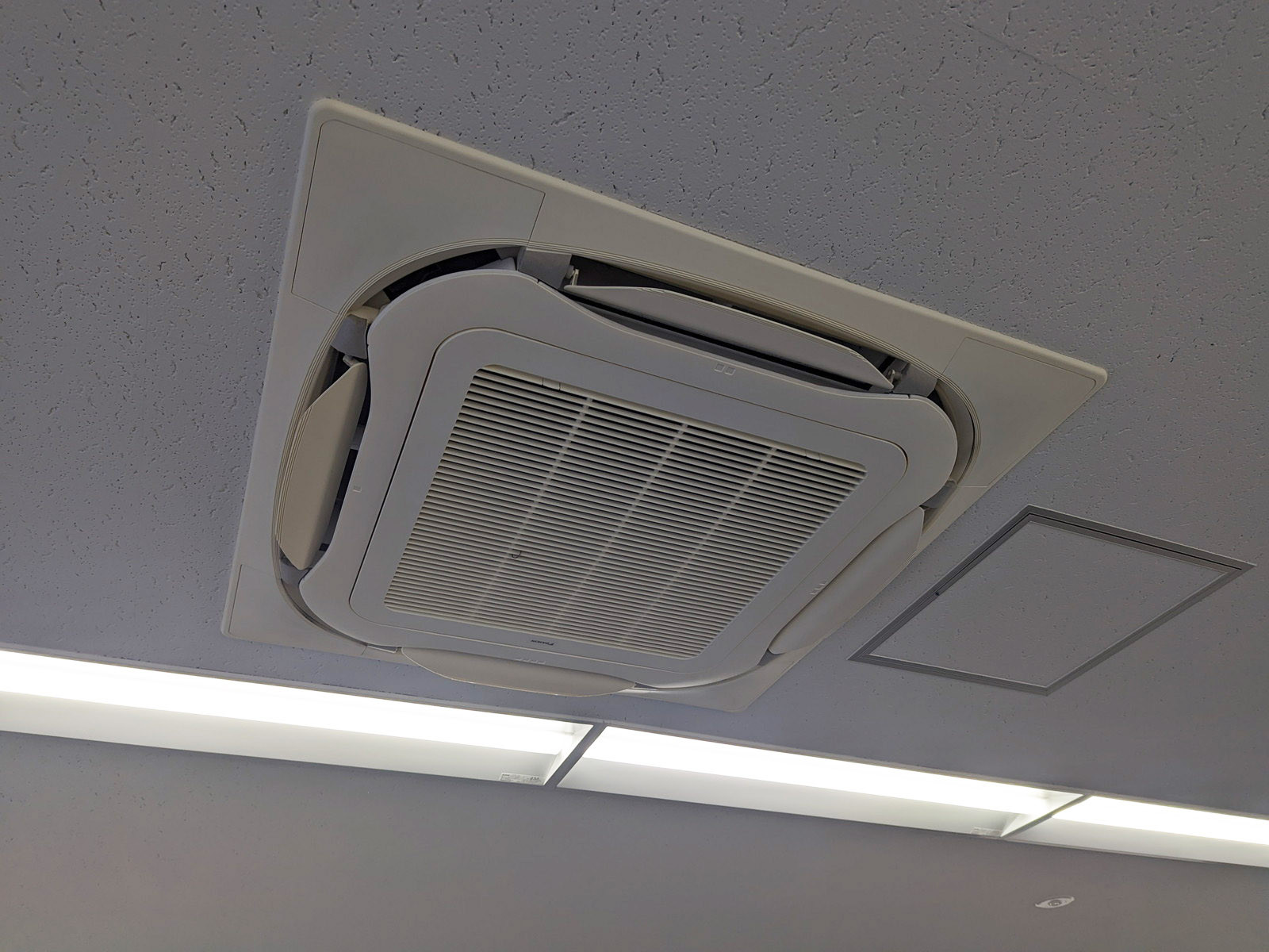 空調