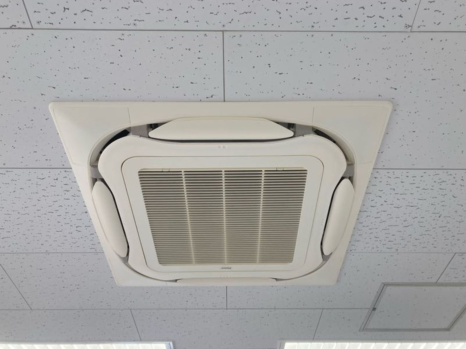 空調