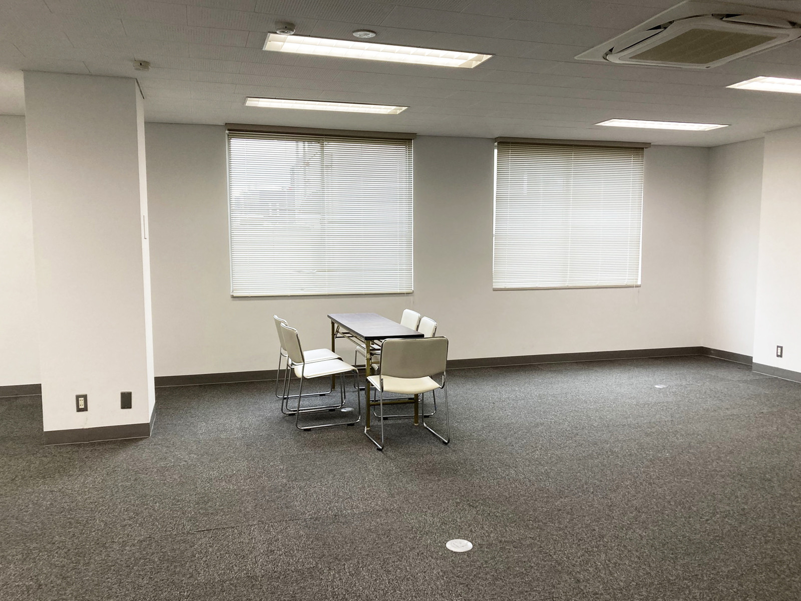 オフィス室内参考画像