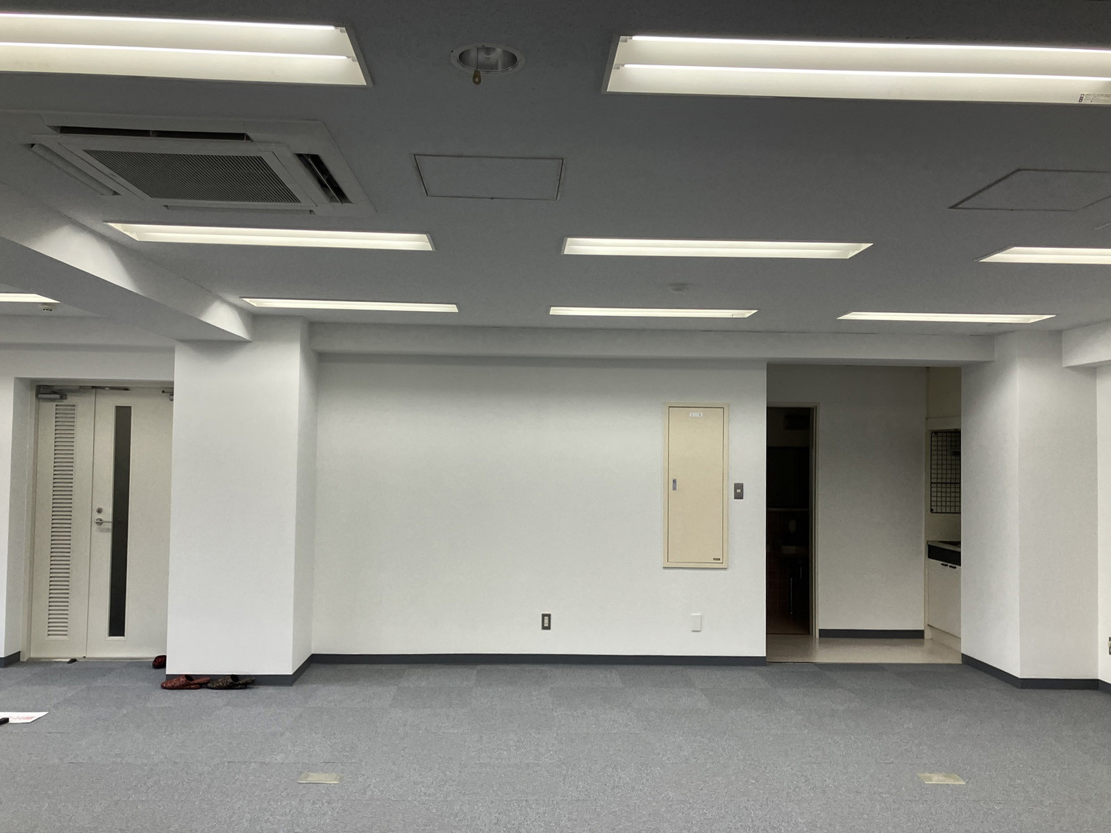 別角度の様子
