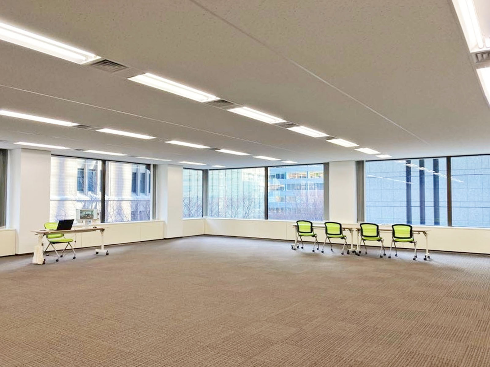 オフィス室内参考画像（4階・約65坪）