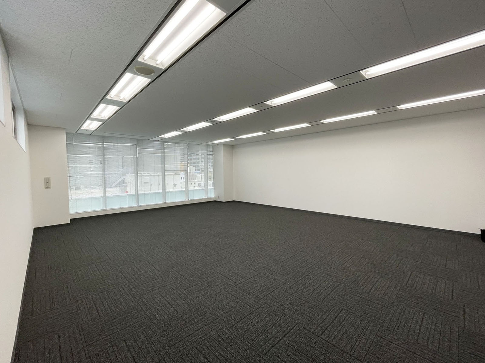 オフィス室内参考画像（9階）