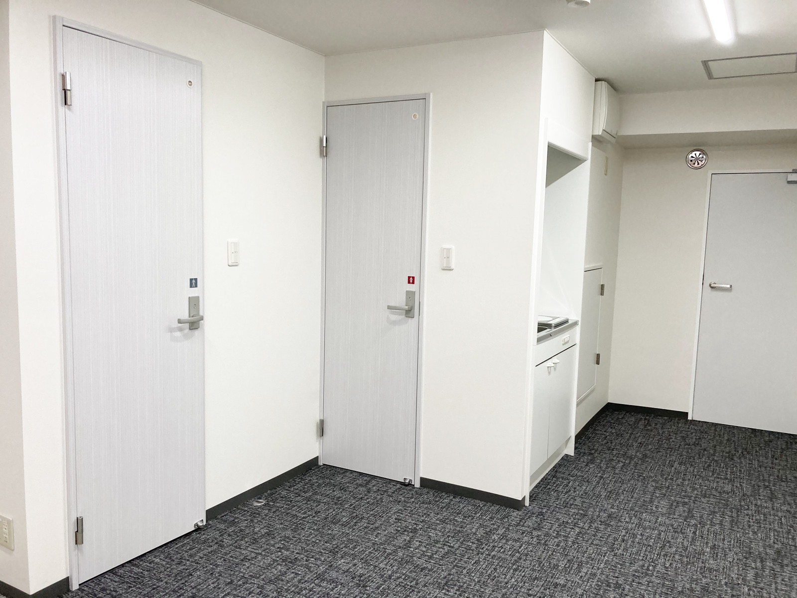 コンパクトな室内