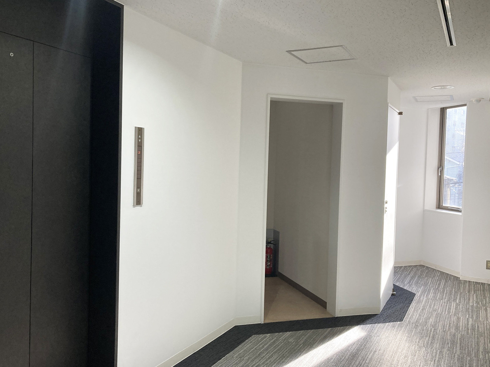 エレベーターホール