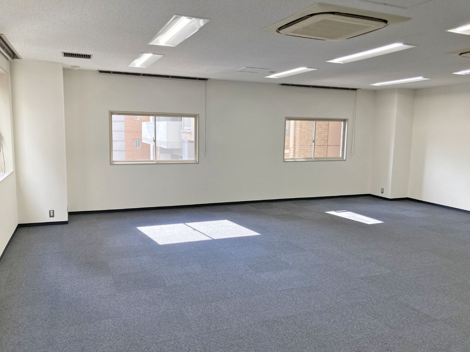 オフィス室内参考画像(4階・約21坪)