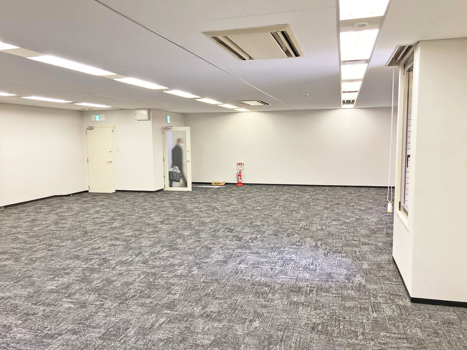 別角度の様子