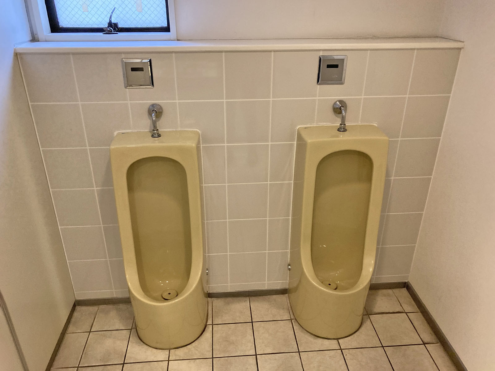 男性用トイレ