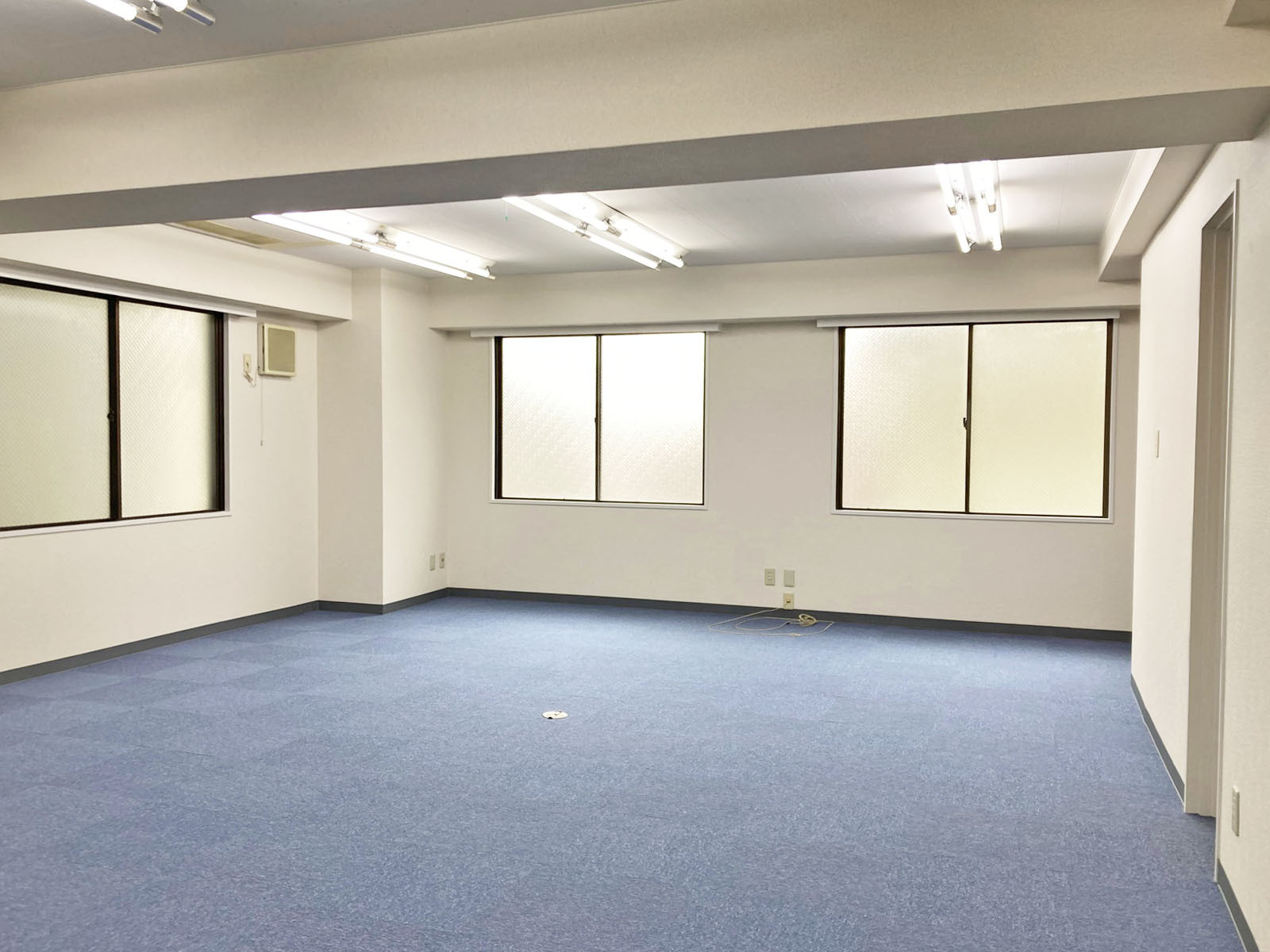 オフィス室内参考画像（5階・約28坪）