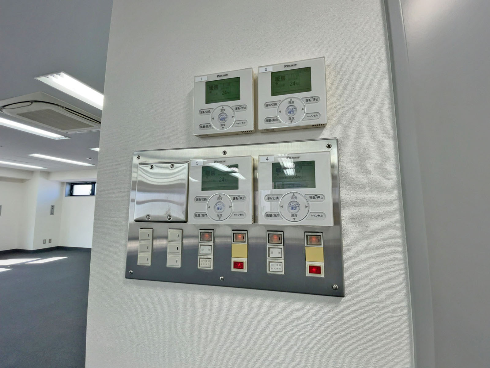 スイッチ類