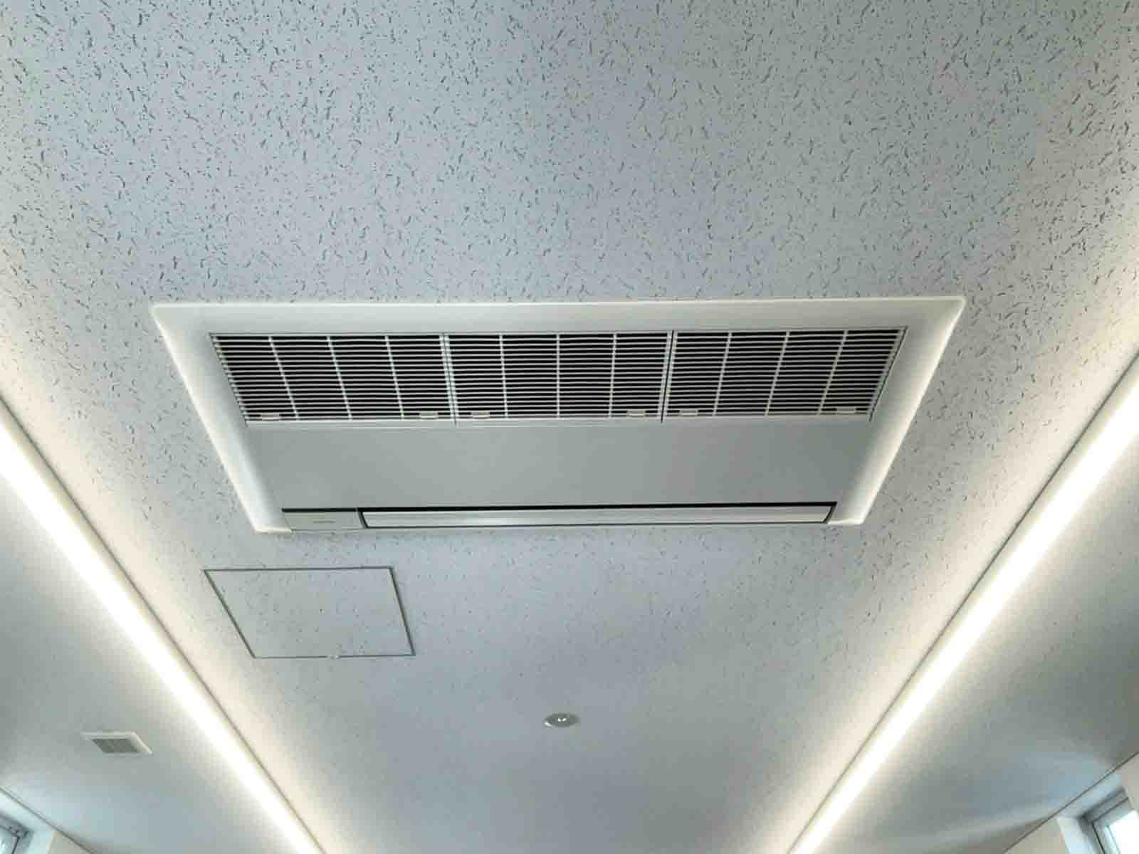 空調