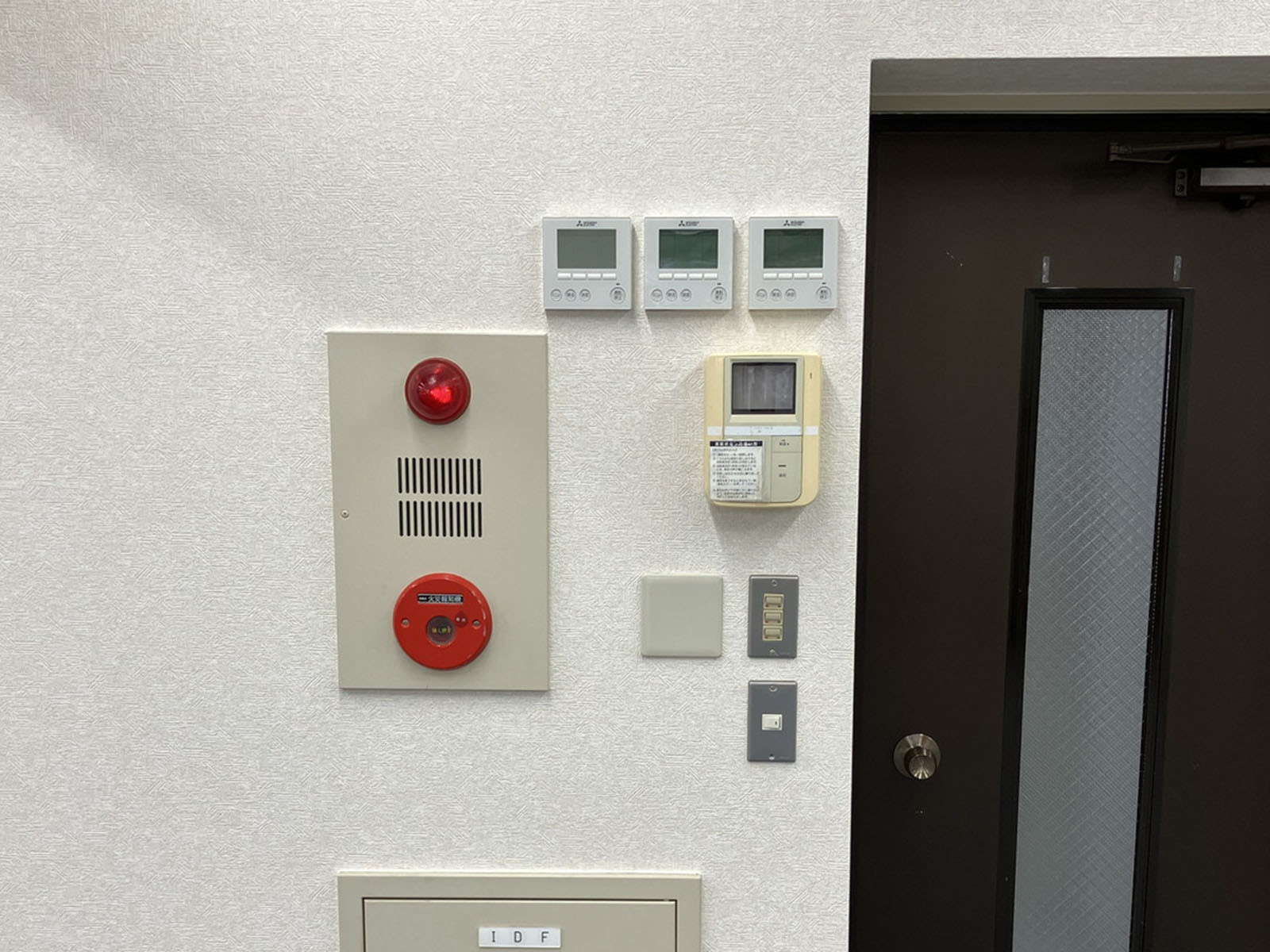 スイッチ類