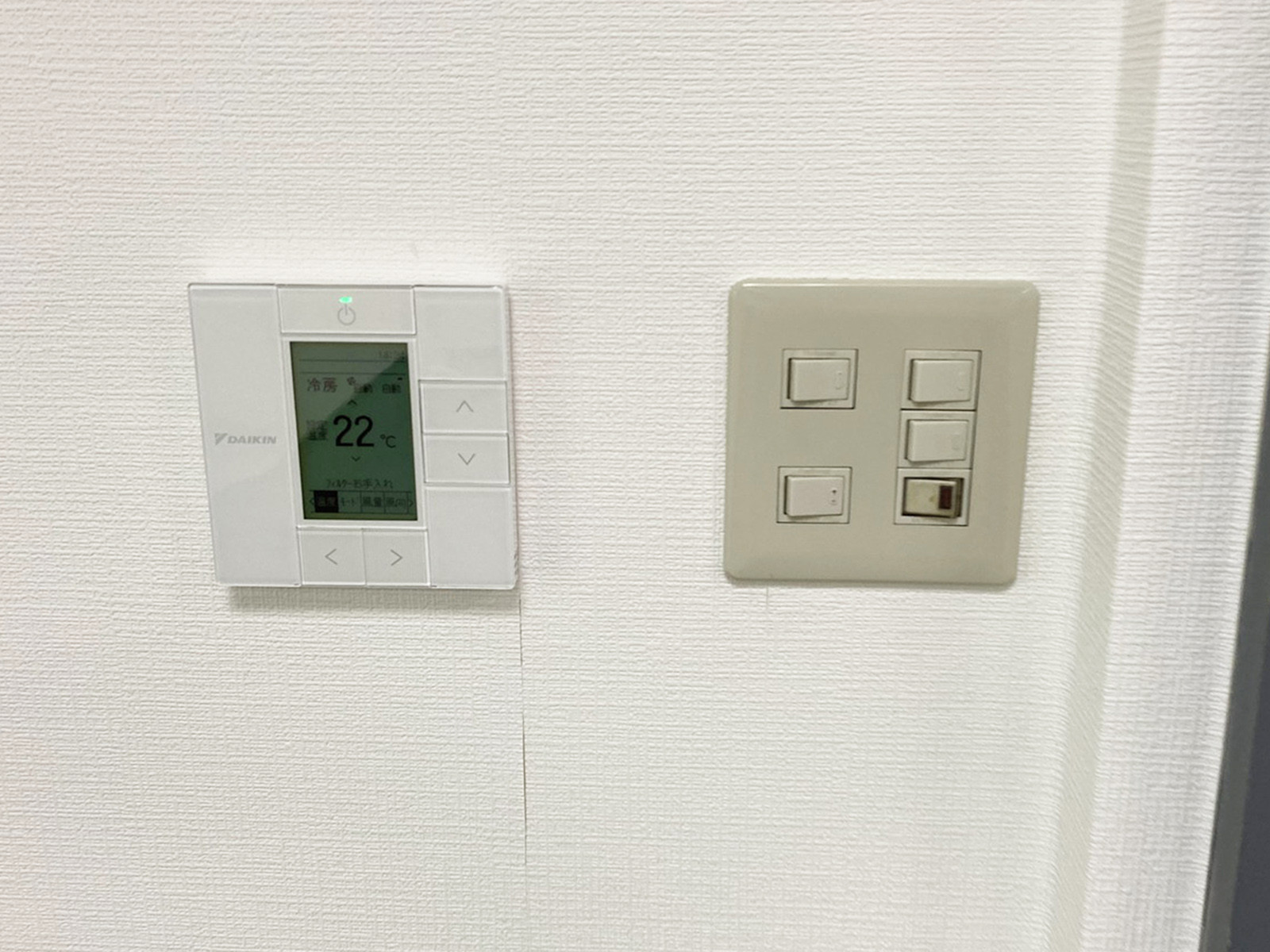 スイッチ類