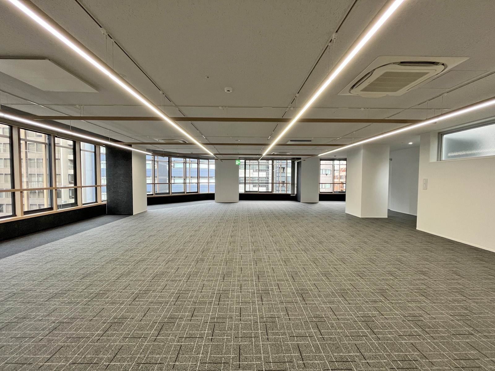 オフィス室内参考画像（5階・約59坪）