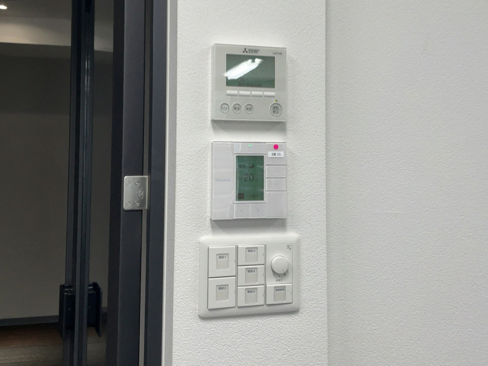 スイッチ類