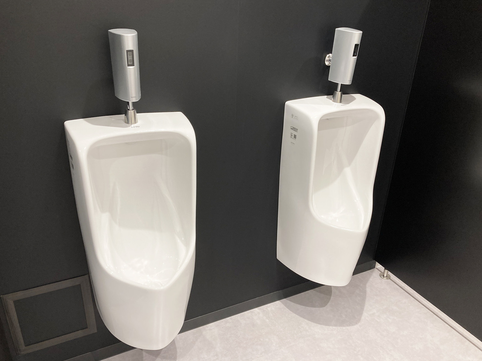 男性用トイレ