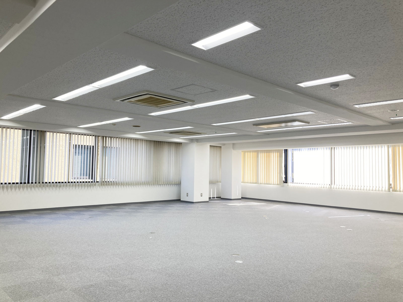 明るい室内
