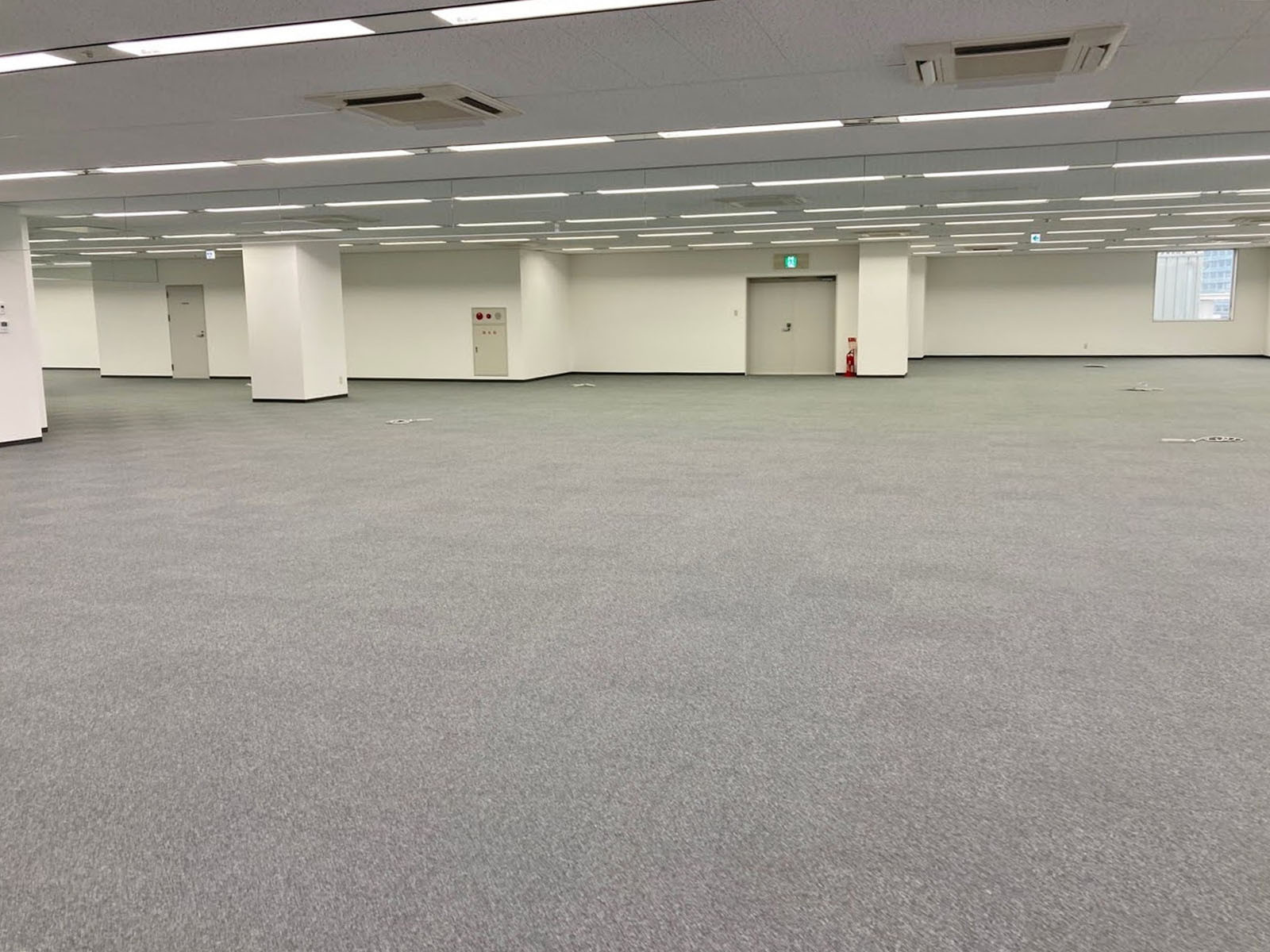 オフィス室内参考画像（9階・約337坪）
