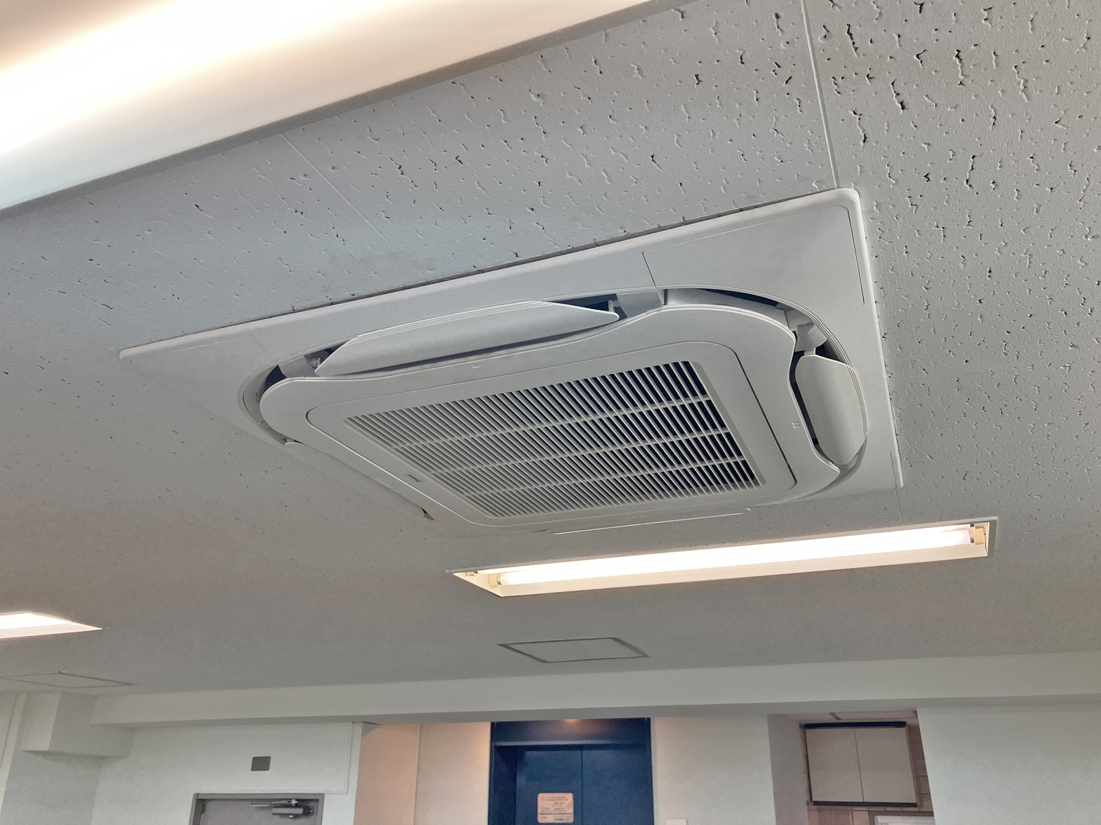 空調