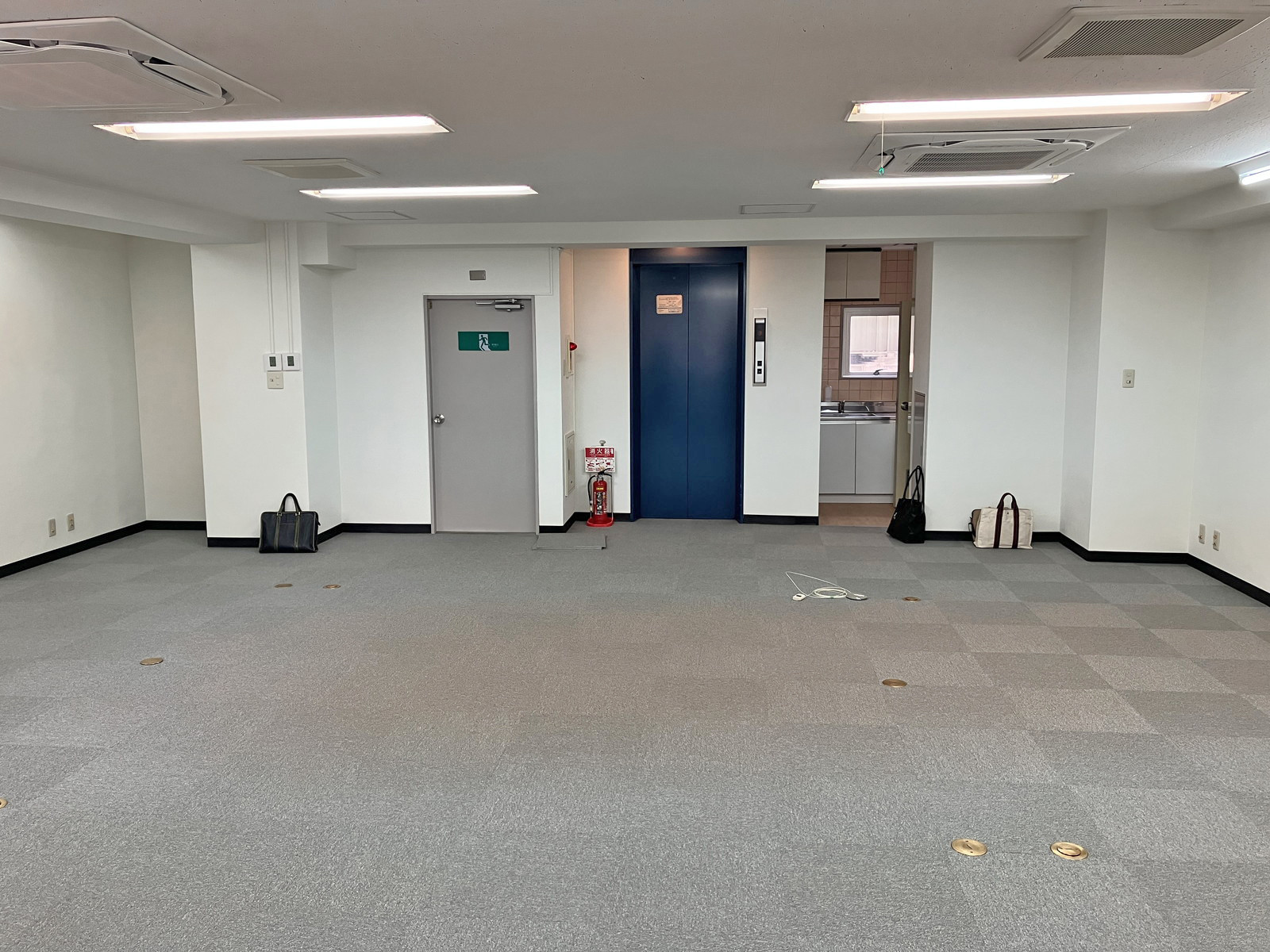 オフィス室内参考画像（3階・約21坪）