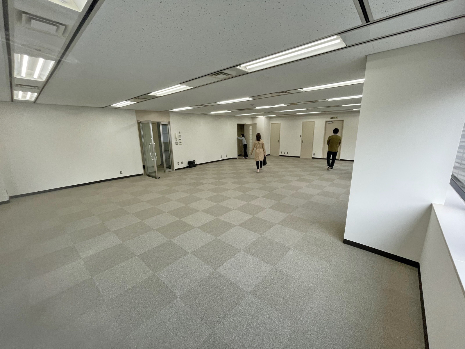 明るい室内