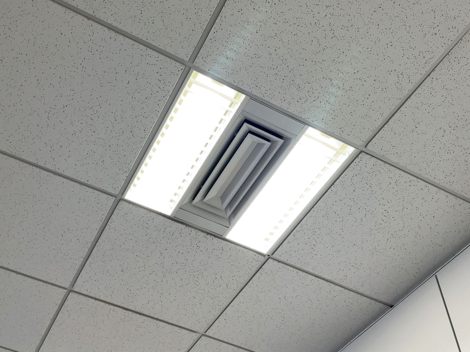 空調