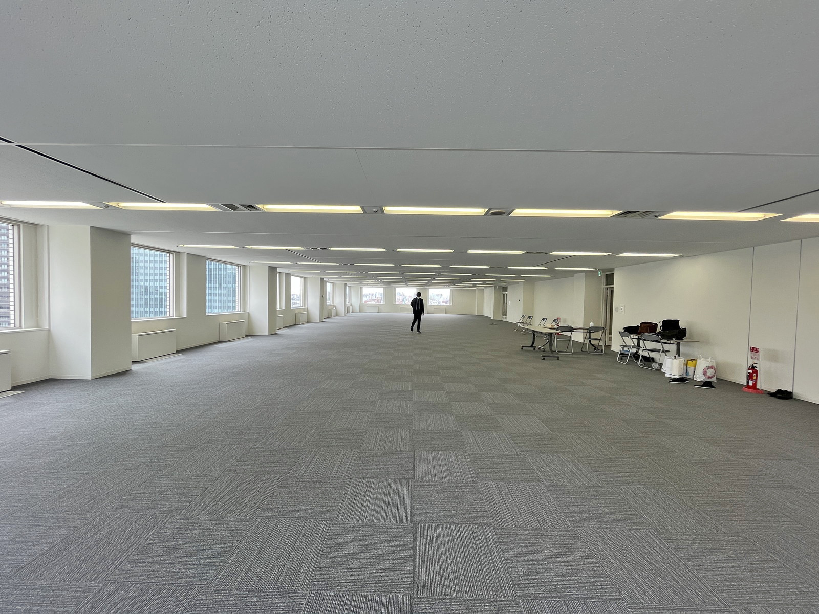 オフィス室内参考画像（11階・約123坪）