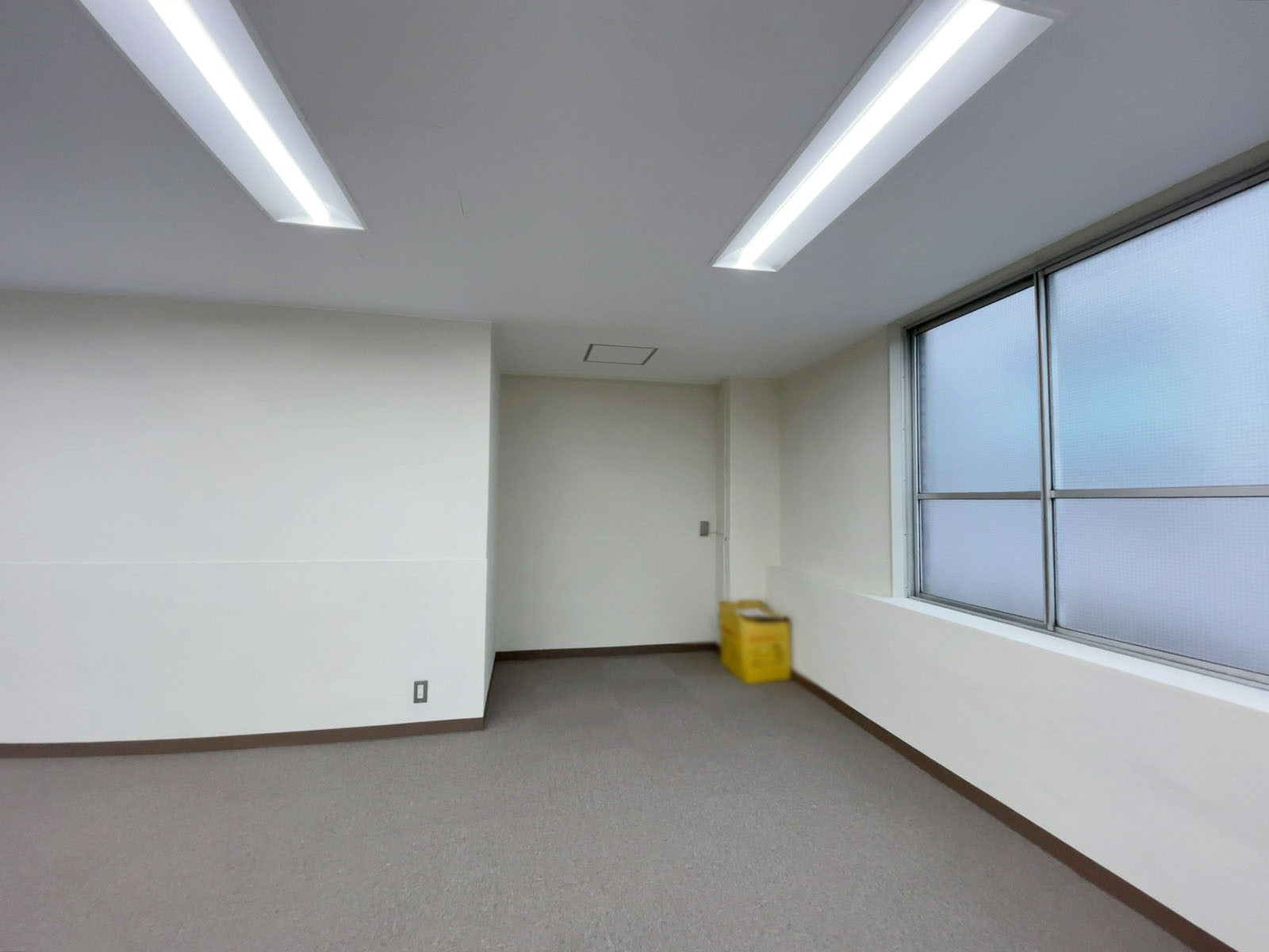 室内奥の様子
