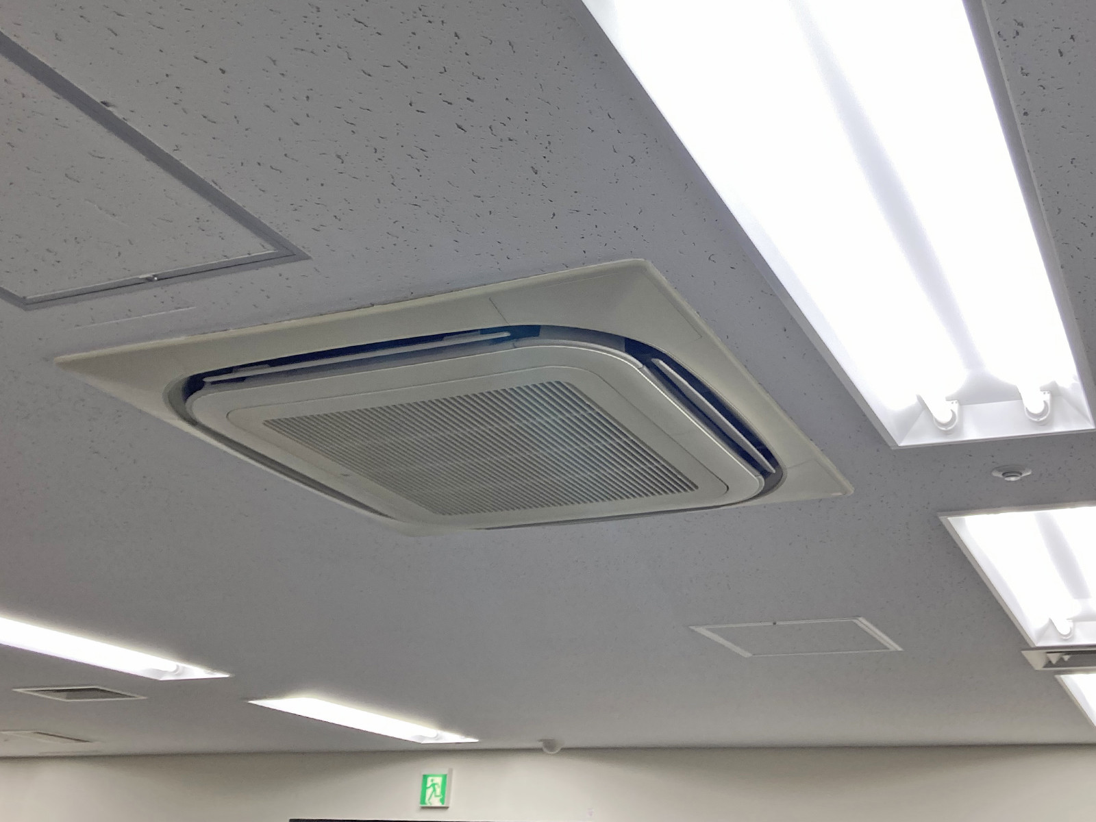 空調