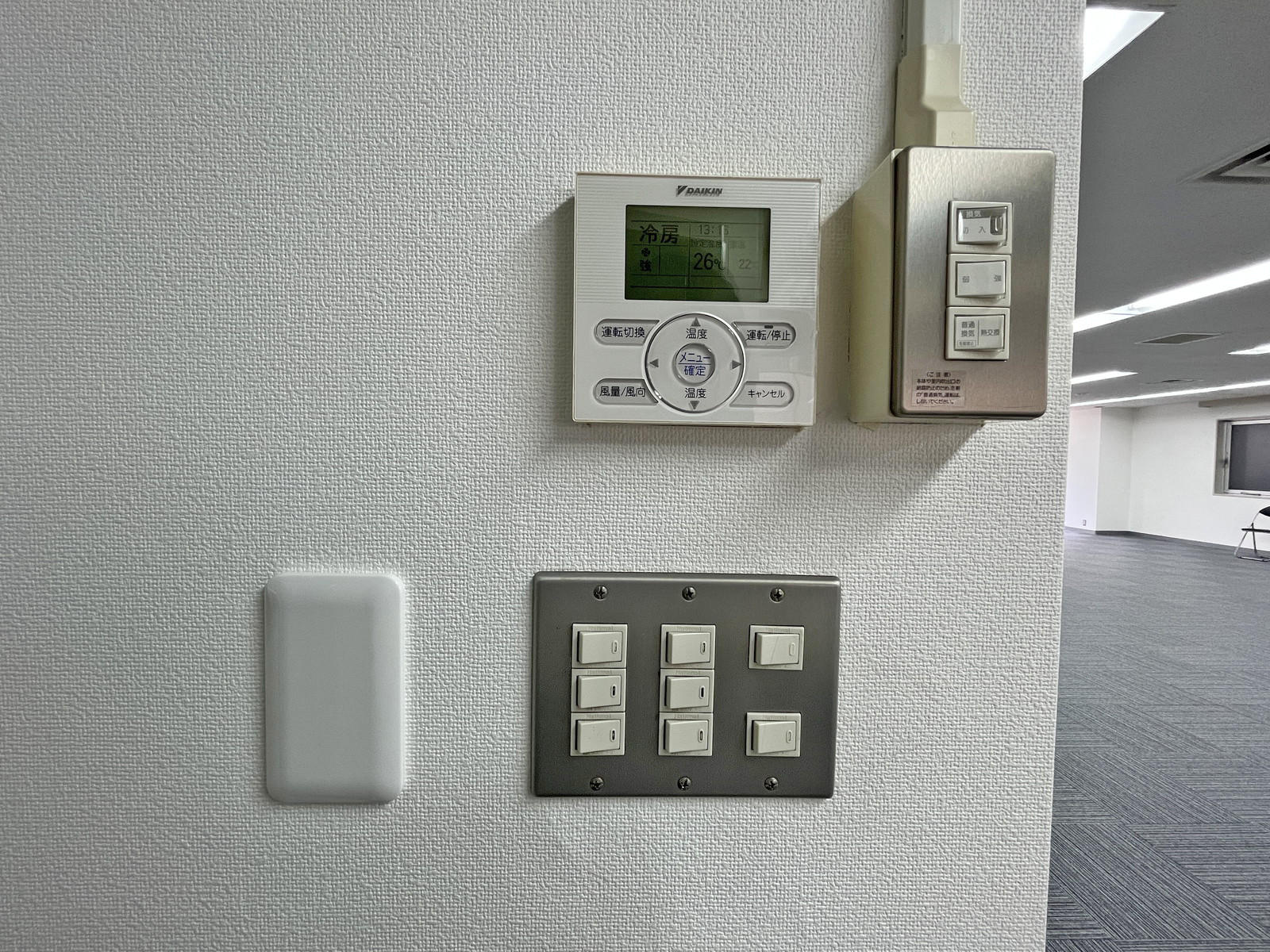 スイッチ類