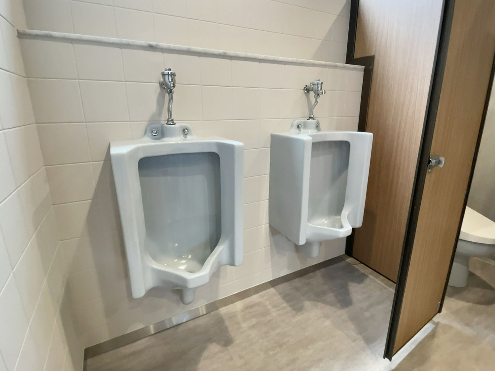 男性用トイレ