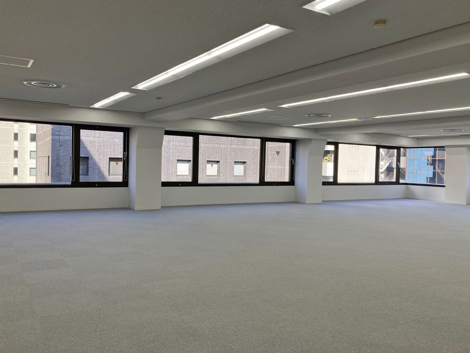 オフィス室内参考画像(6階・約67坪)