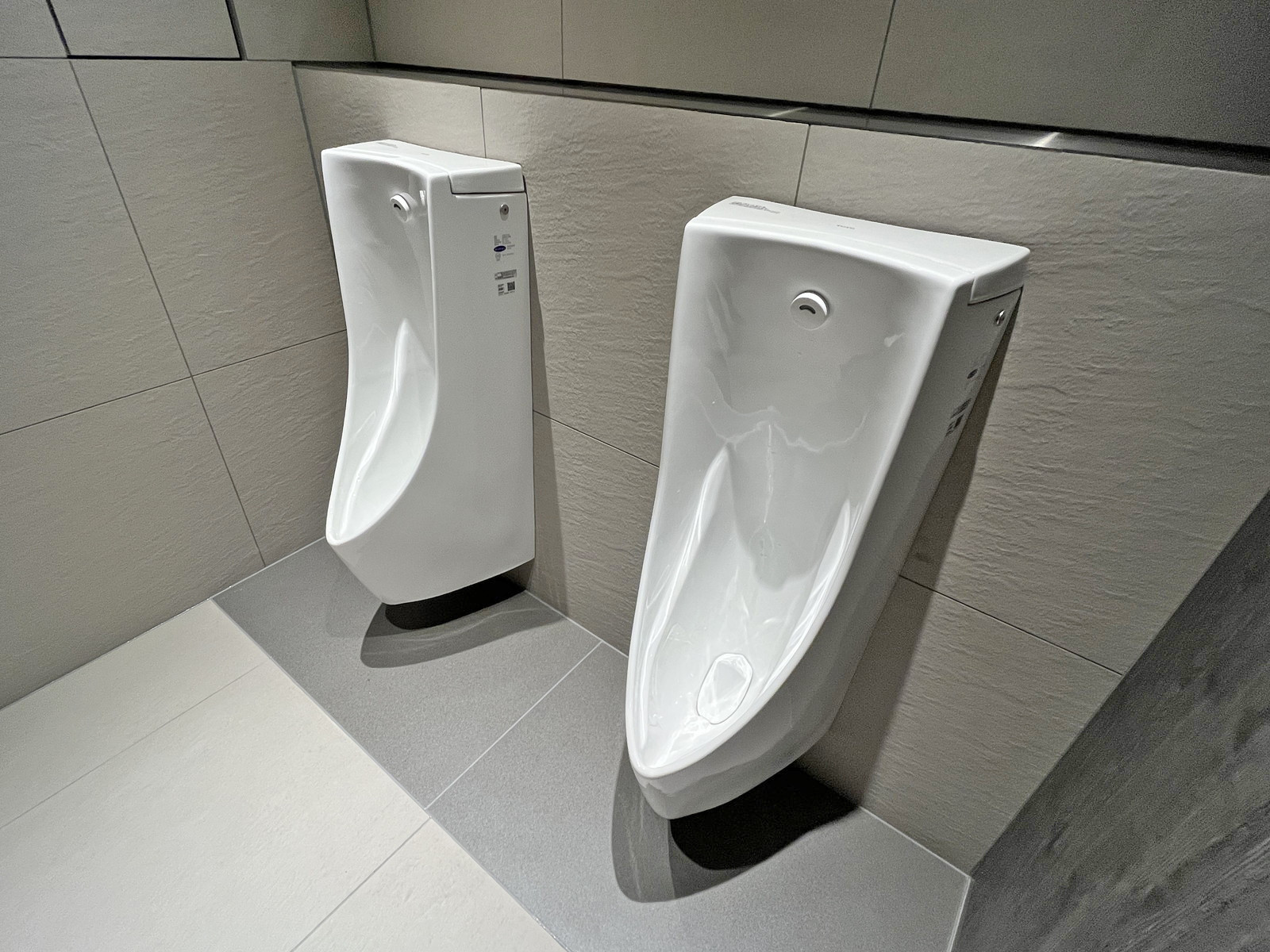 男性用トイレ