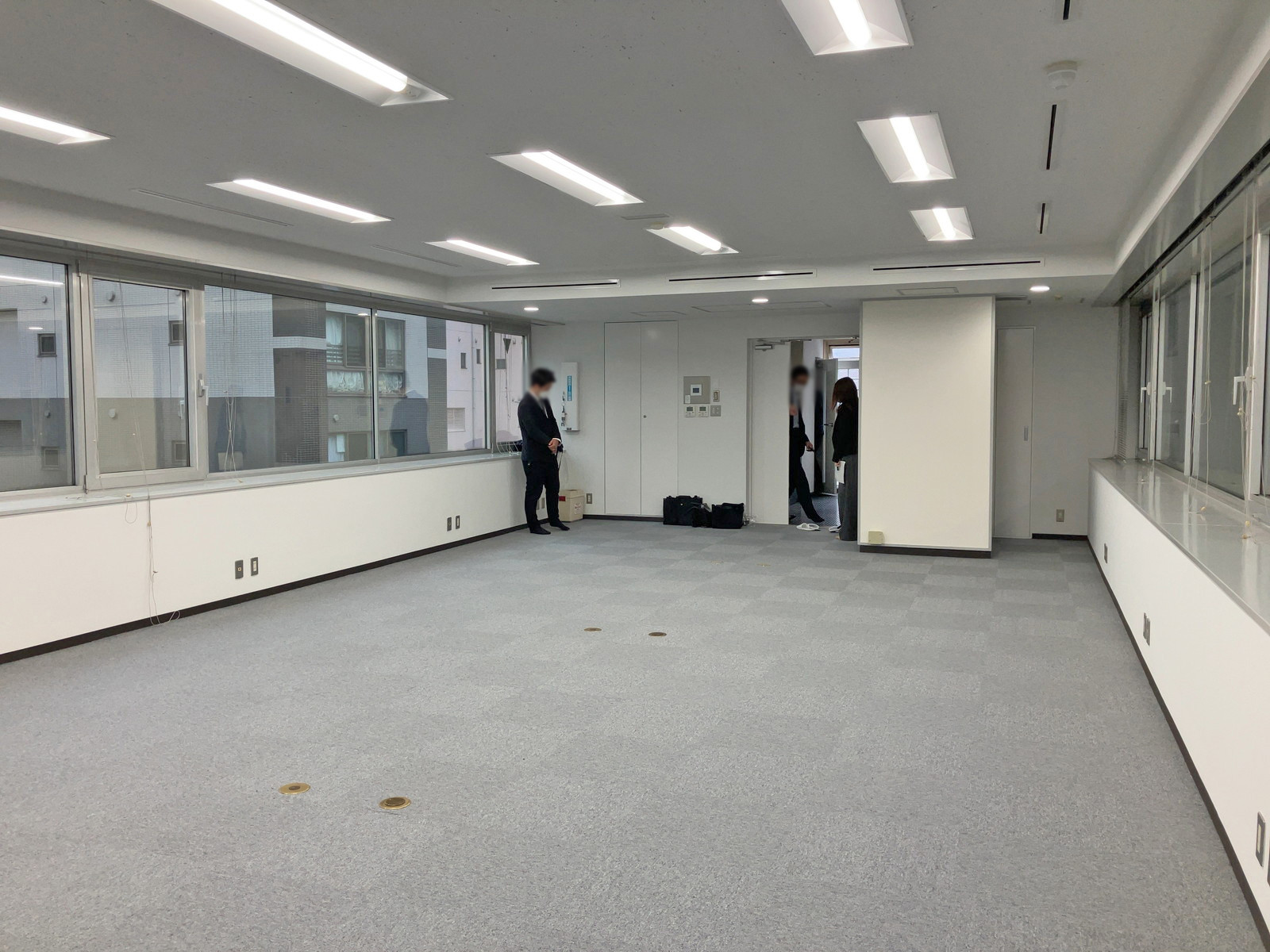 別角度の様子