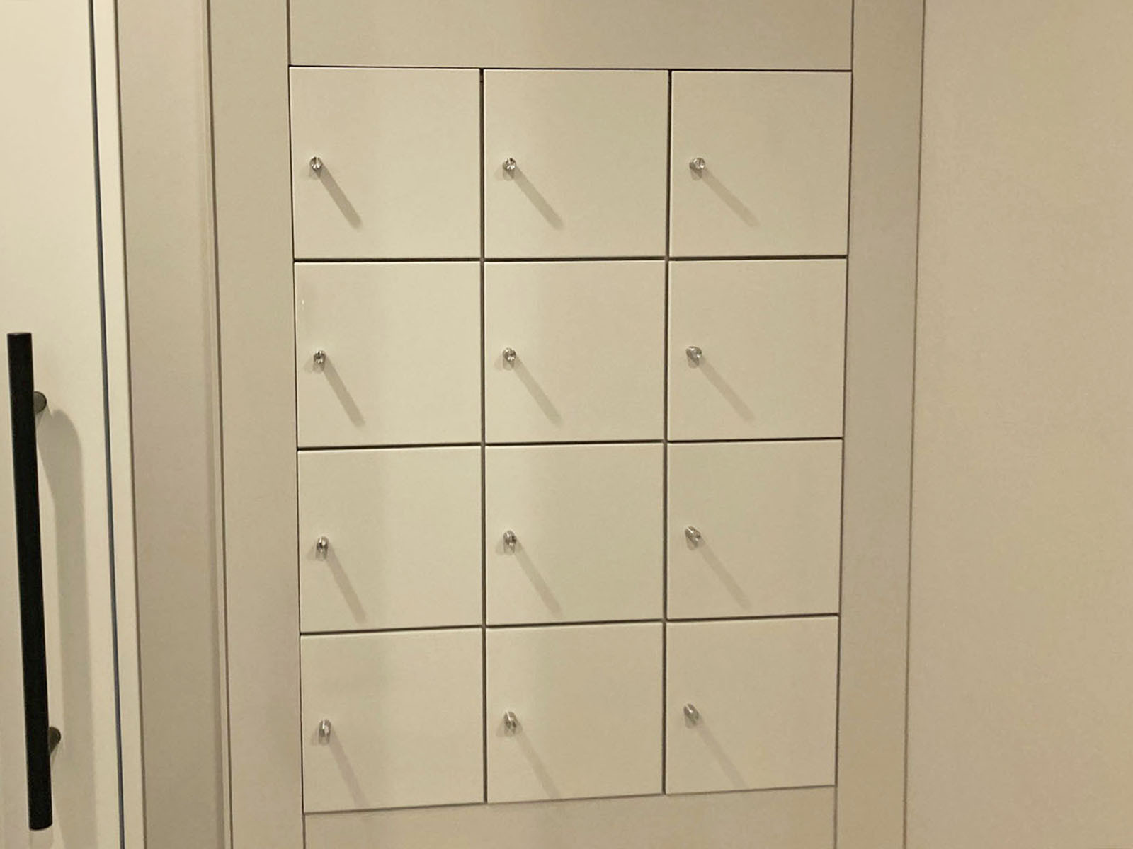 トイレの収納棚
