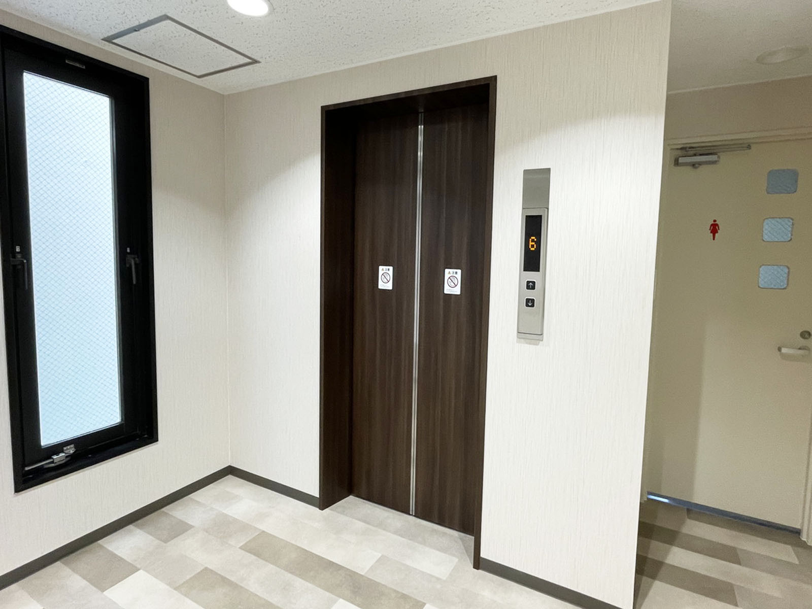 エレベーター