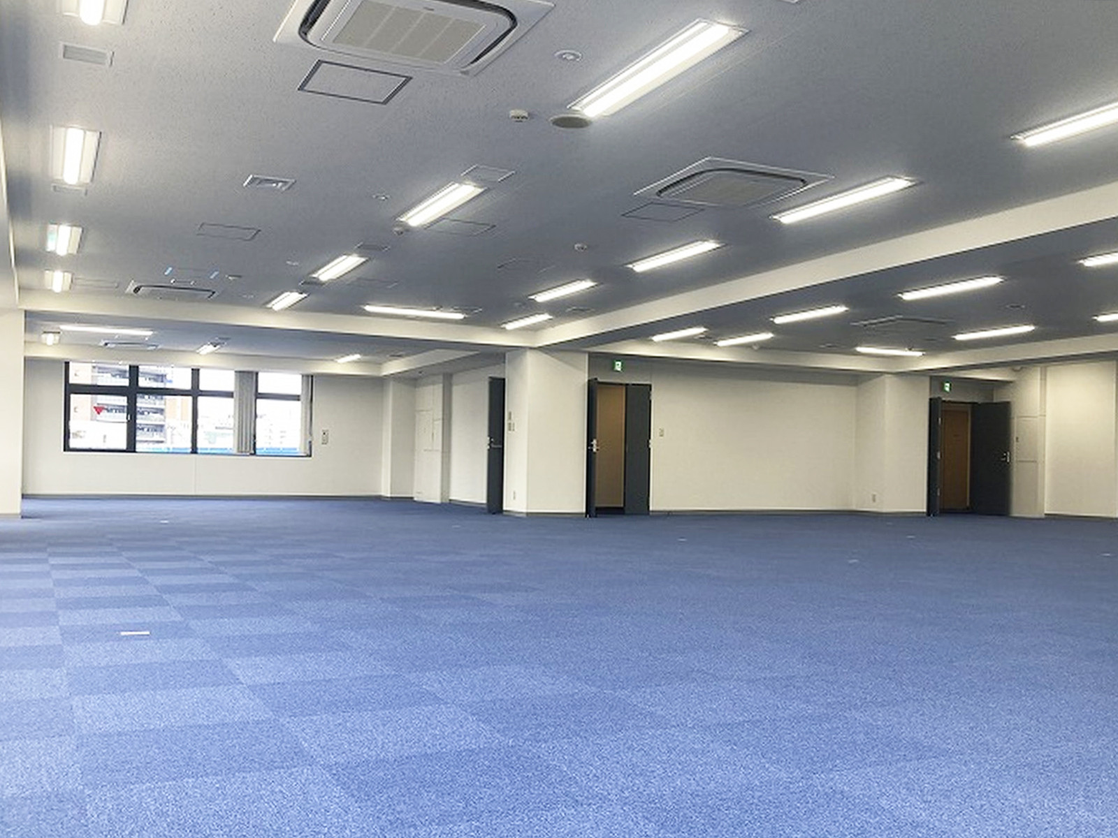 明るい室内