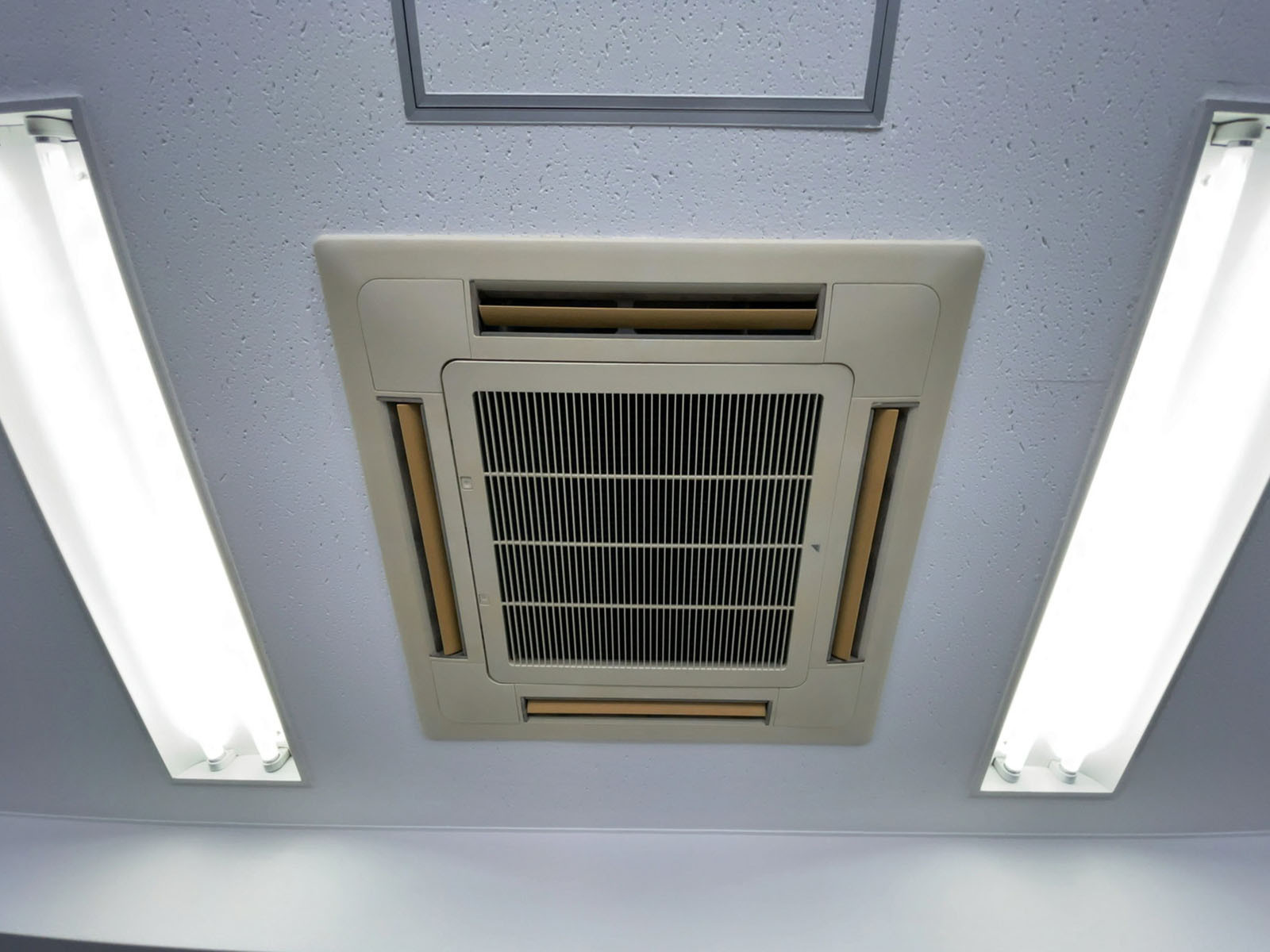 空調