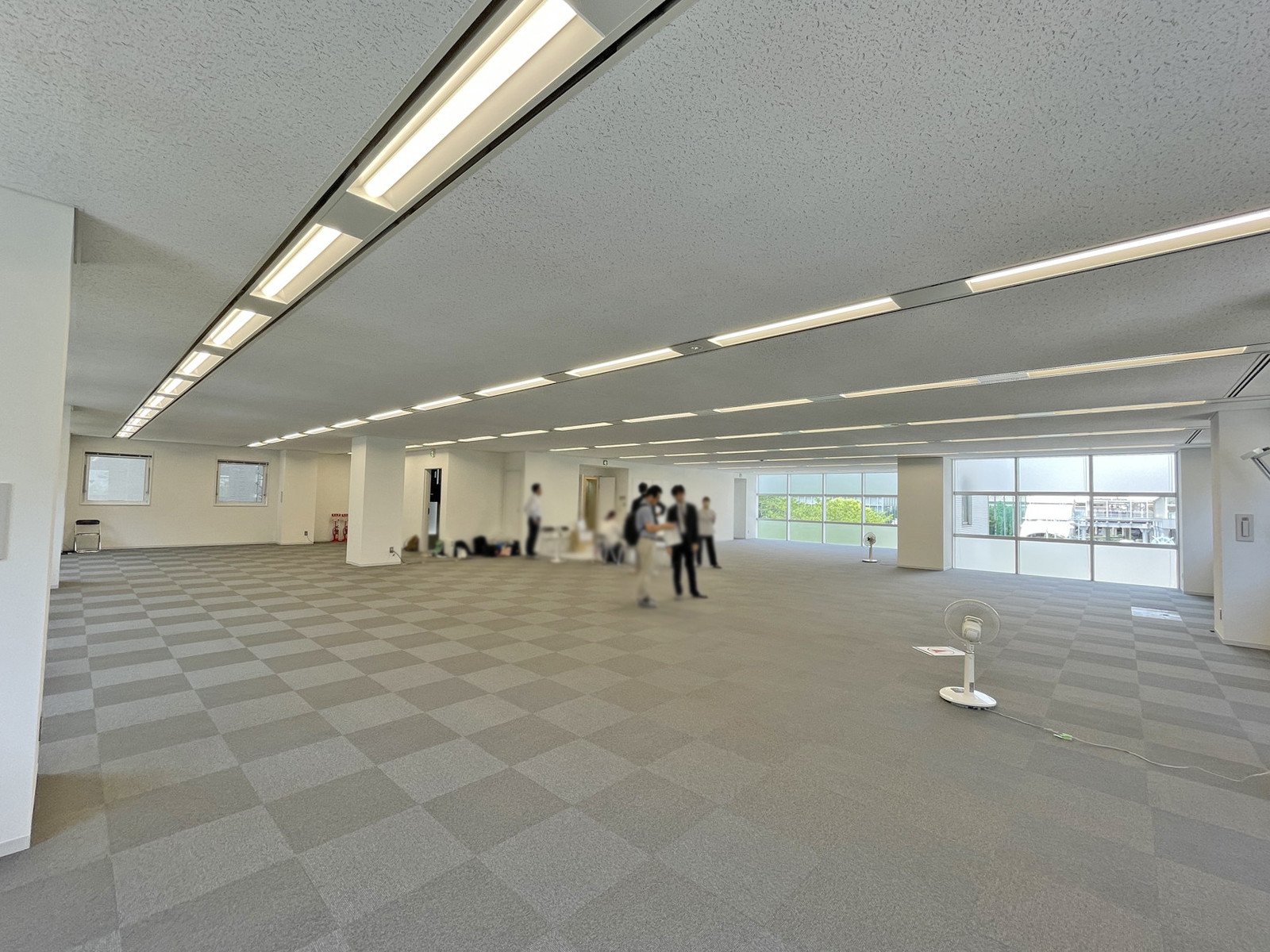 別角度の様子