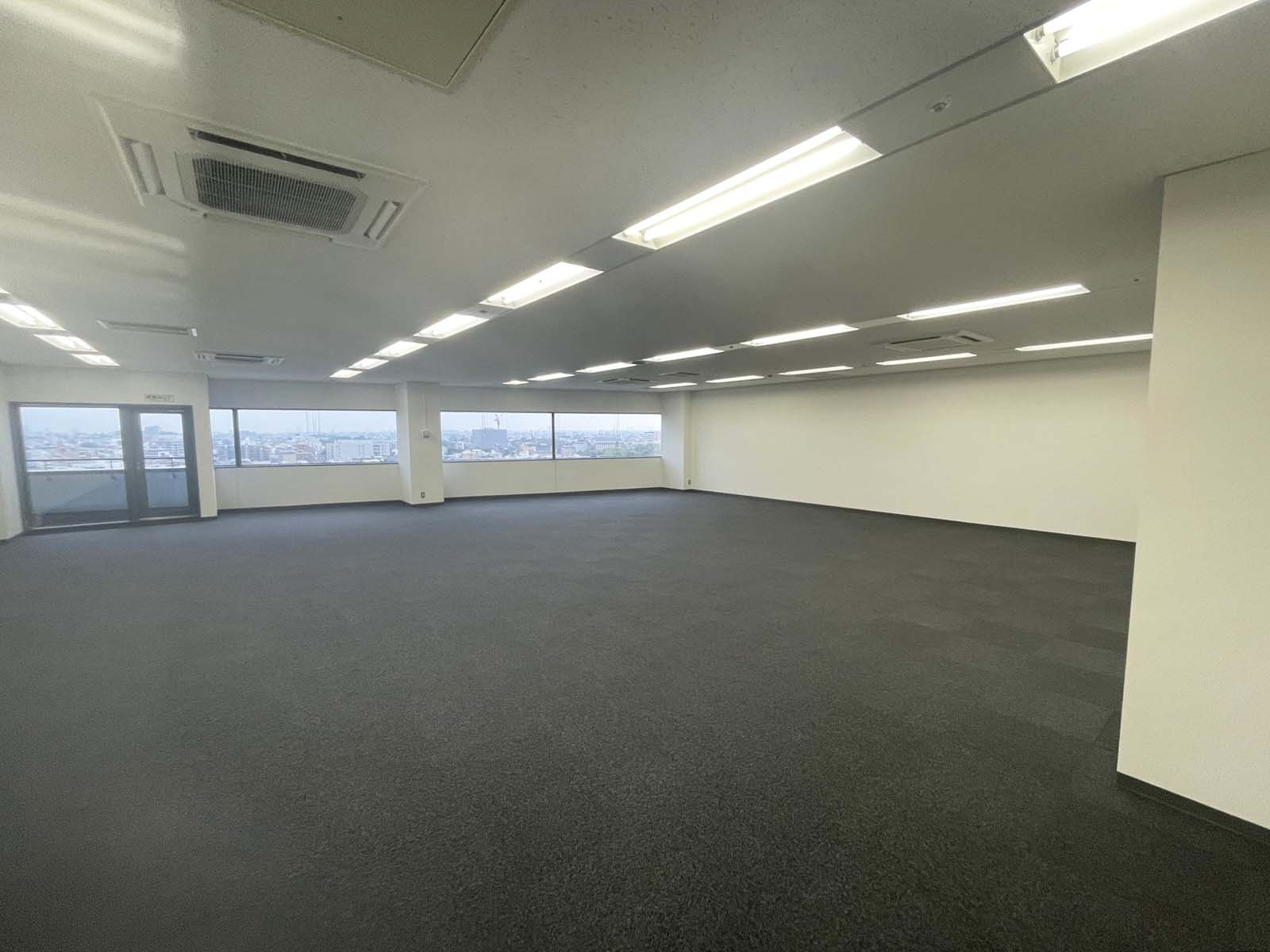 オフィス室内参考画像（12階北西区画・約42坪）