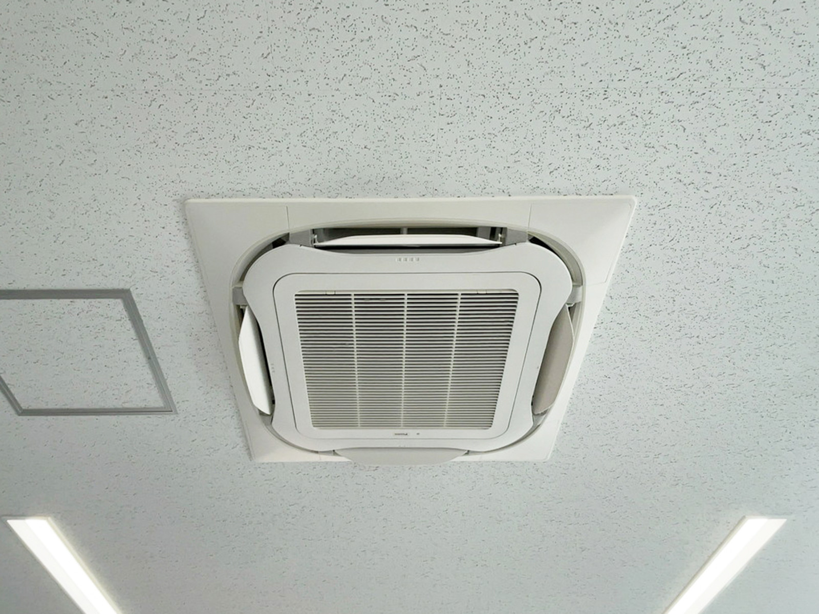 空調